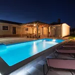 Monkodonja, A Charming Summer Retreat Near Rovinj