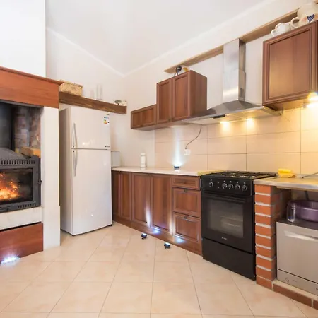 Monkodonja, A Charming Summer Retreat Near Holiday home Rovinj