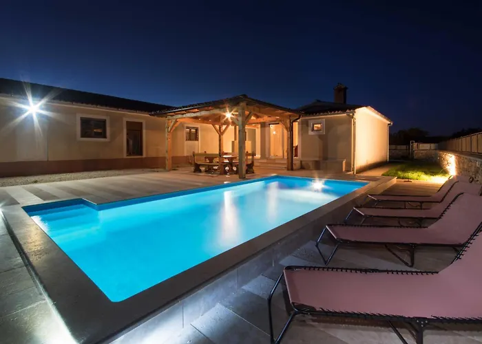 Monkodonja, A Charming Summer Retreat Near Rovigno