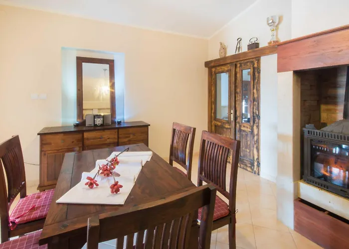 Casa vacanze Monkodonja, A Charming Summer Retreat Near Rovigno