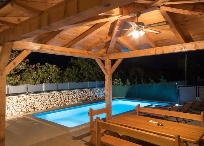 Casa vacanze Monkodonja, A Charming Summer Retreat Near Rovigno